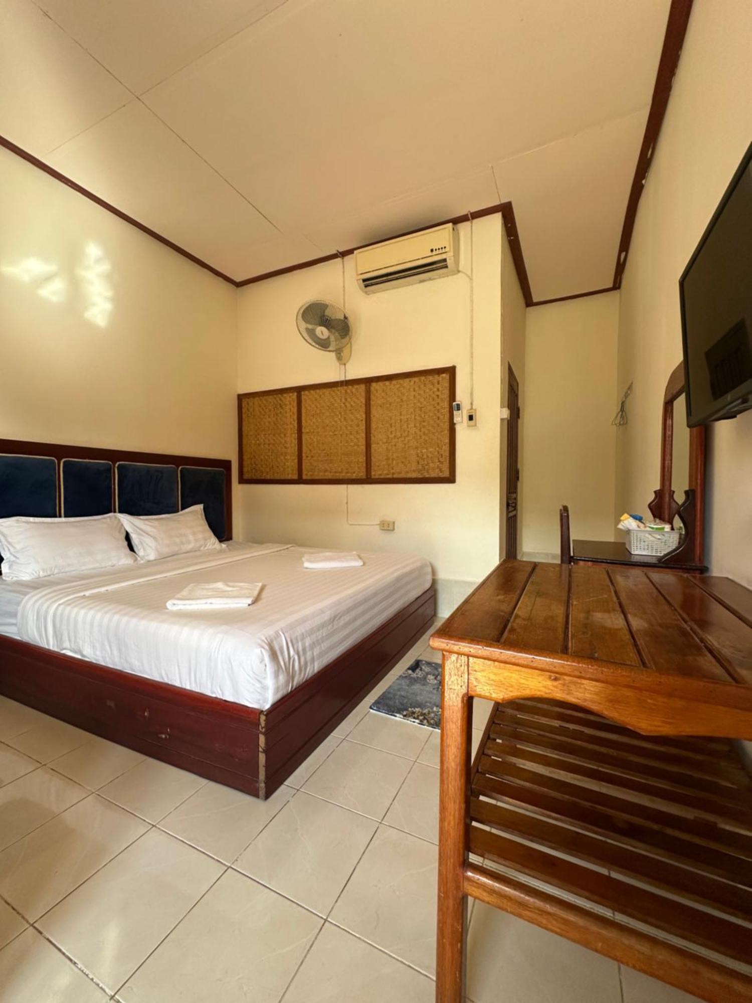 Bungalow Vang Vieng Exteriör bild