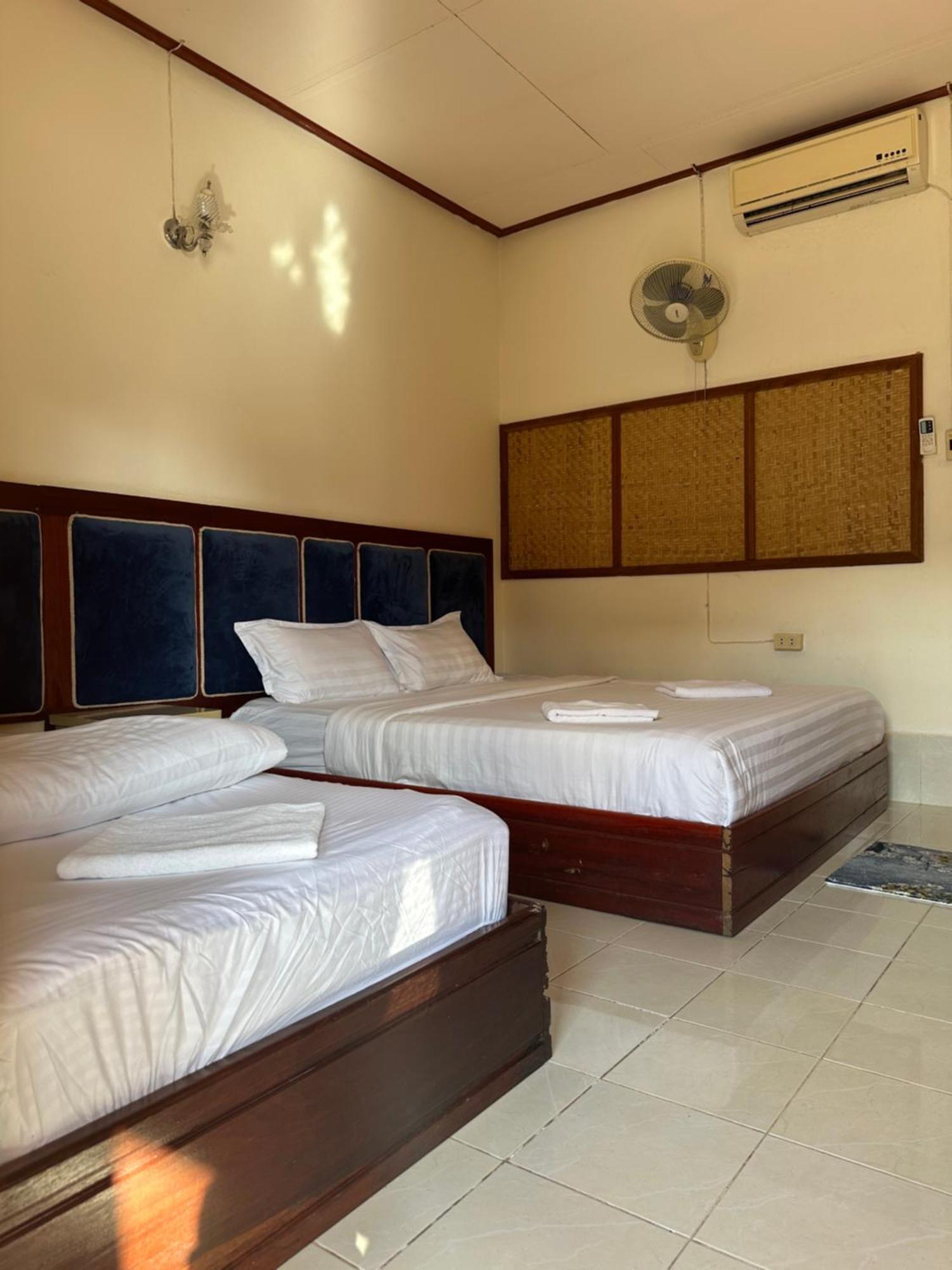 Bungalow Vang Vieng Exteriör bild
