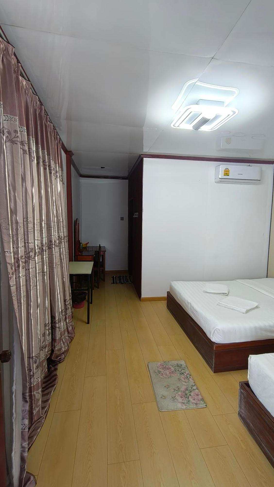 Bungalow Vang Vieng Exteriör bild