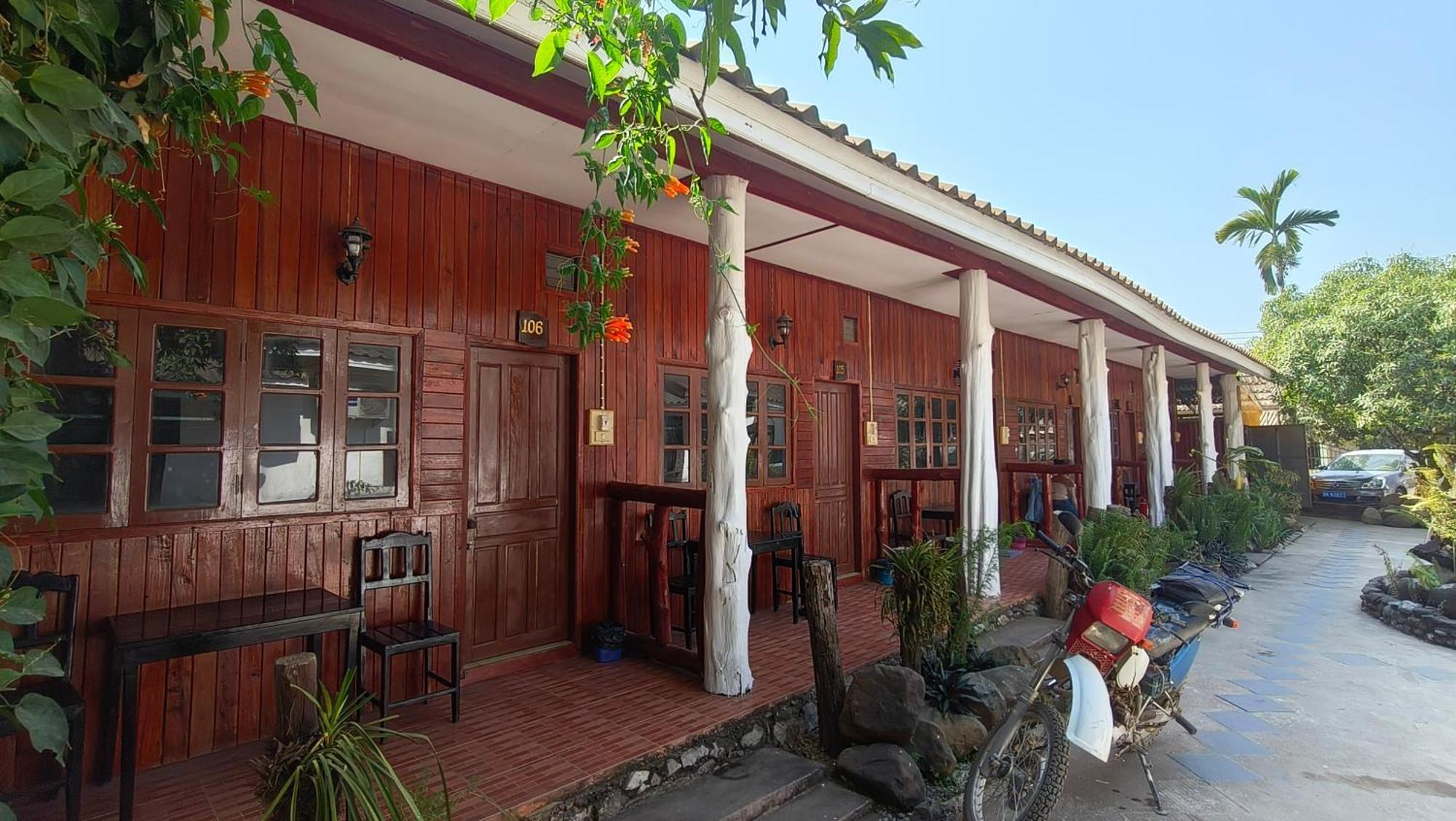 Bungalow Vang Vieng Exteriör bild